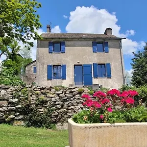 Hébergement de vacances A La Tour De Peyrebrune France